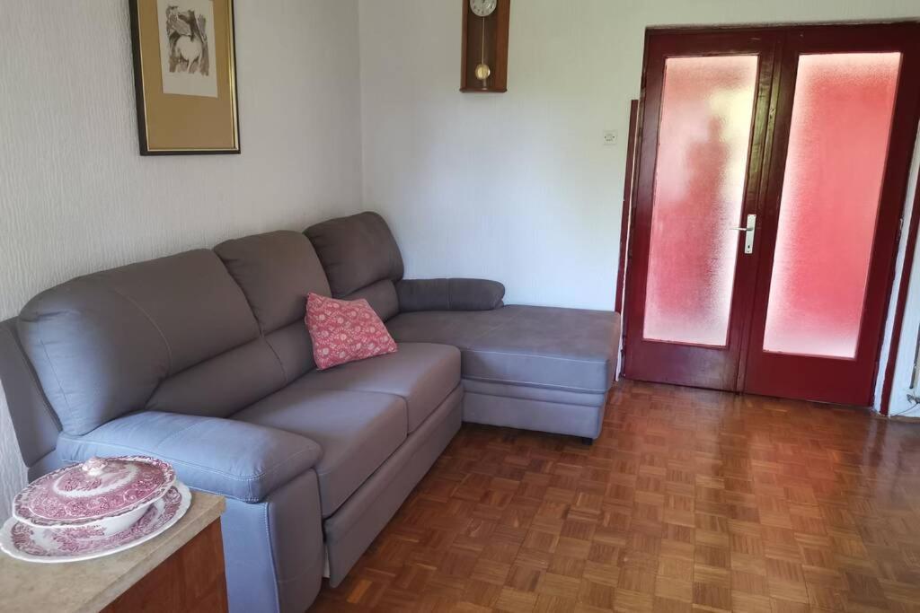 Apartment Sanja Near The Sea, Spacious And Green :) Pula Bagian luar foto